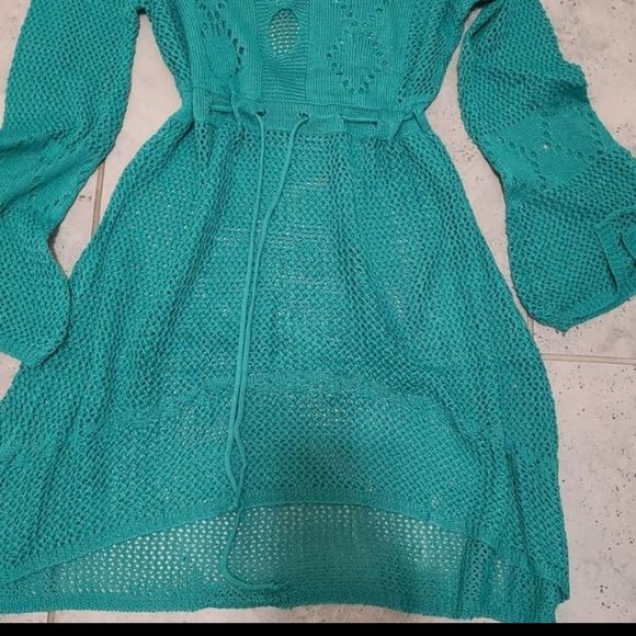 2020 New Knitted Hollow Beach Blouse Crochet Cover - Picture 2 of 3